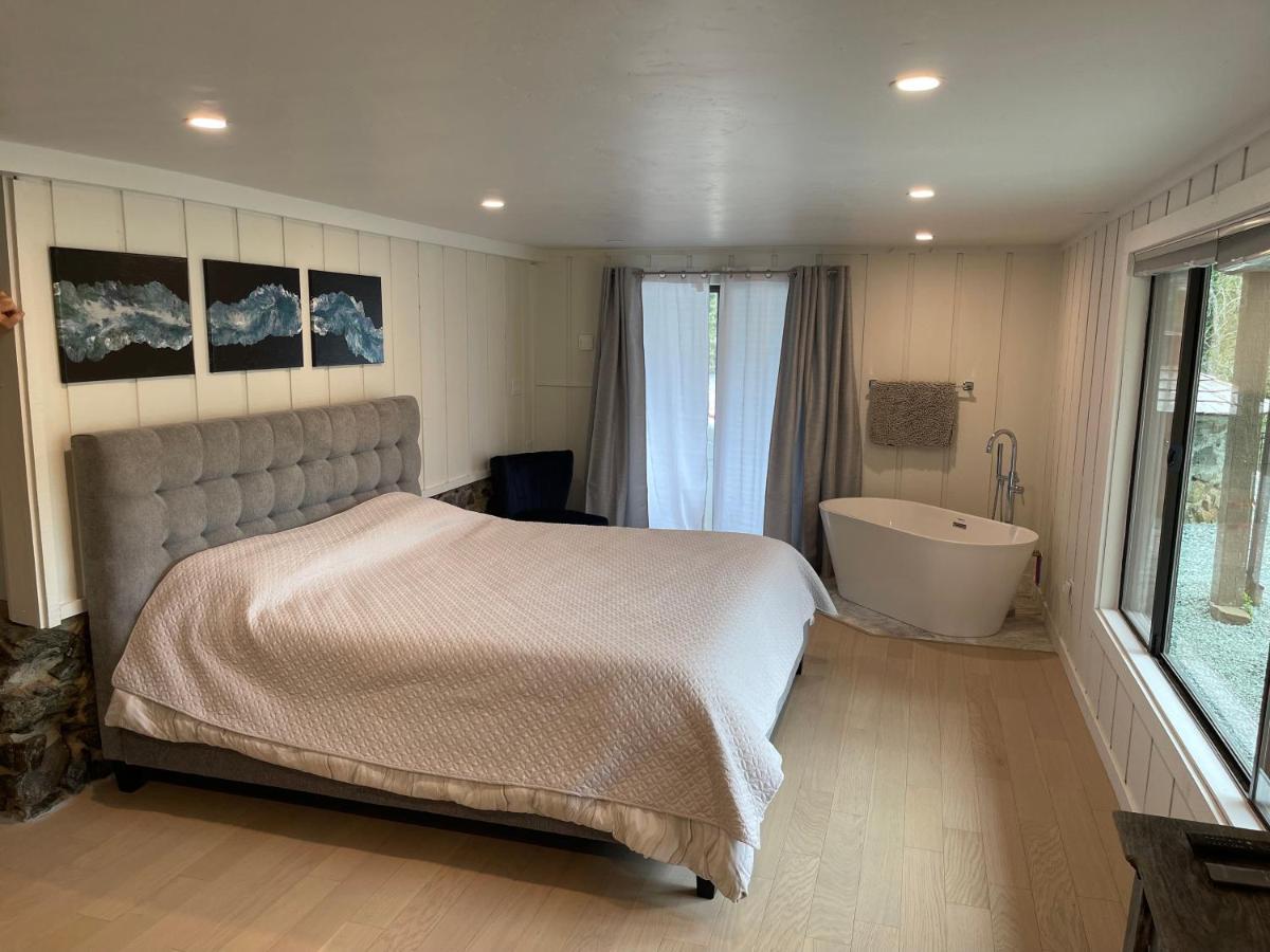 The River House 格兰茨帕斯 外观 照片